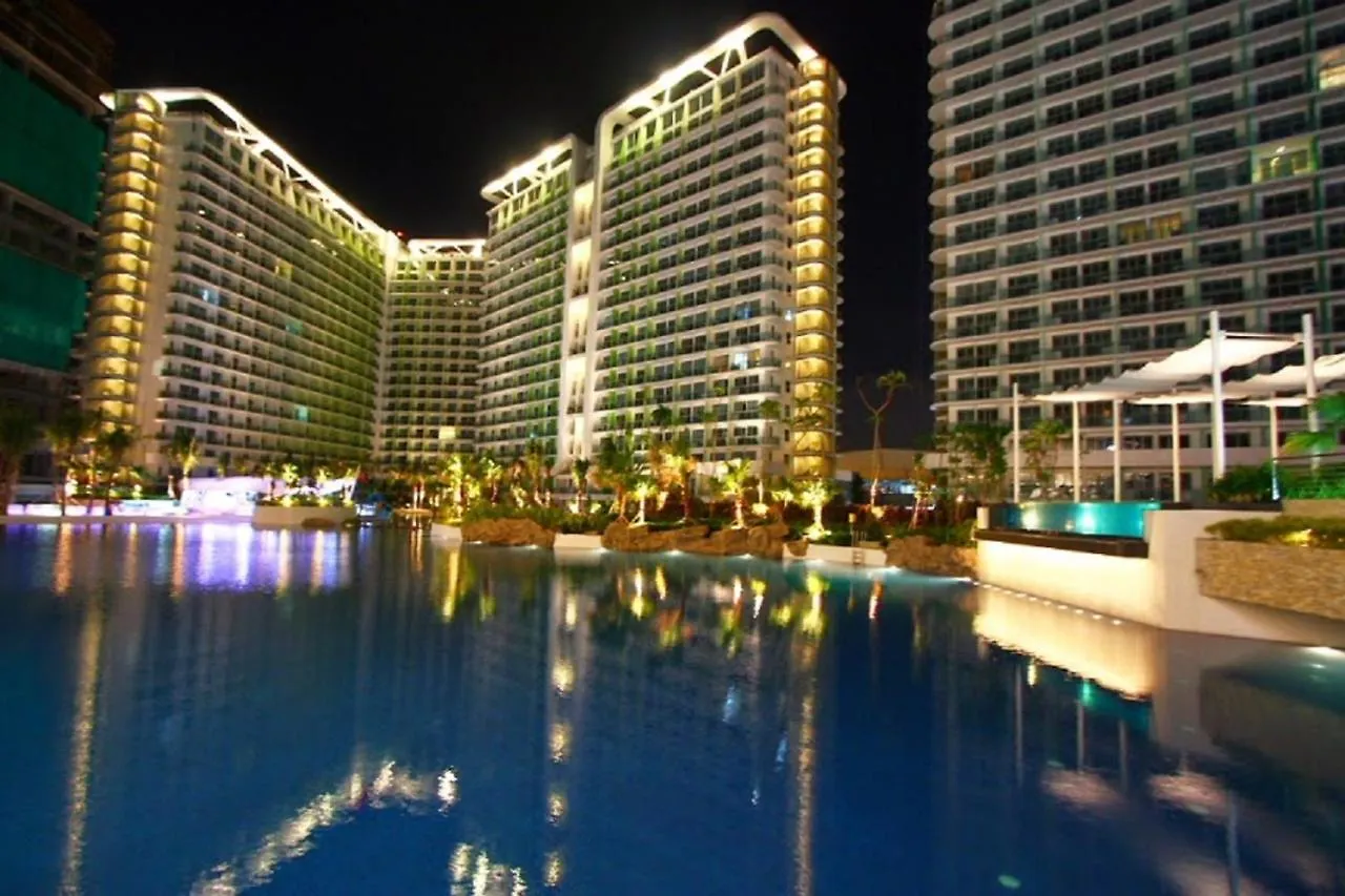 Azure Urban Resort A4 Near Airport Mall With Wavepool Paranaque City