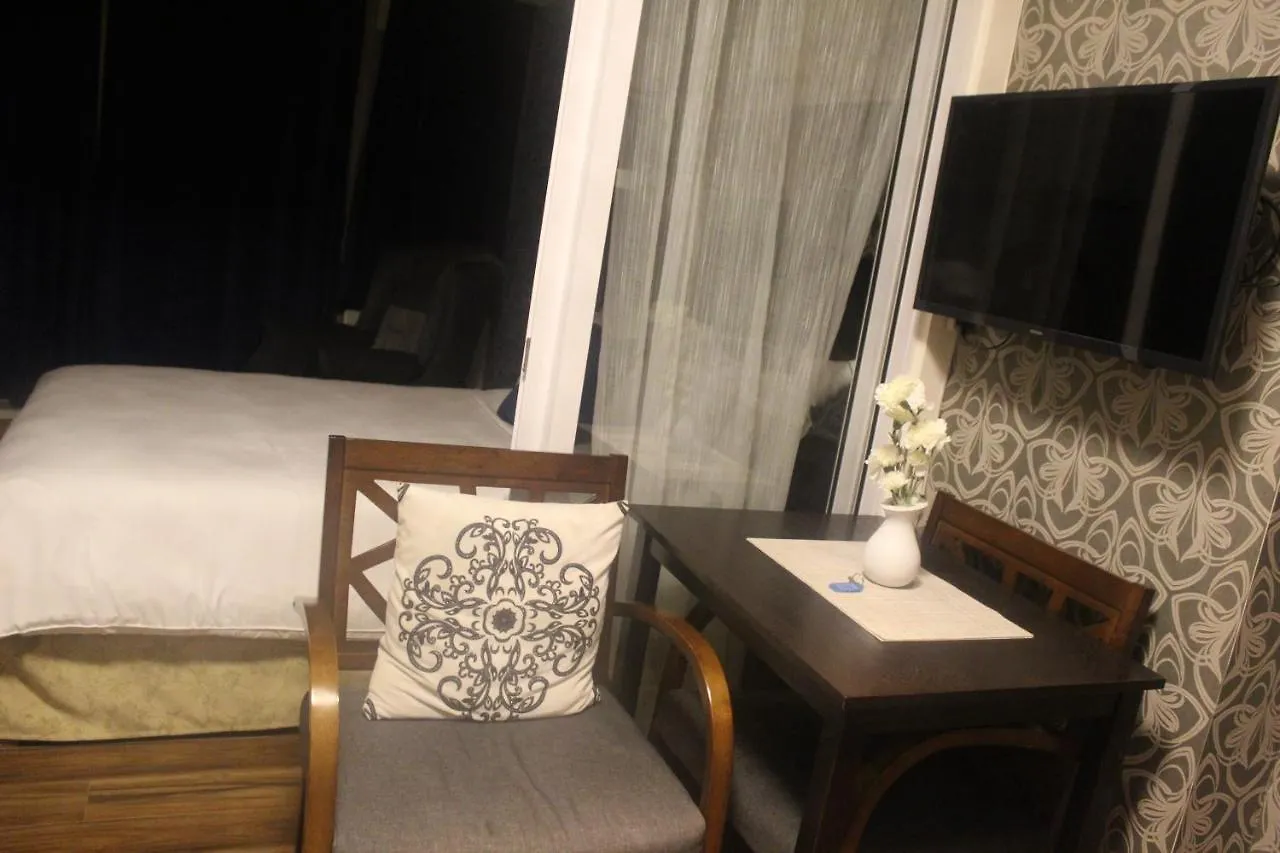 Azure Urban Resort A4 Near Airport Mall With Wavepool Paranaque City